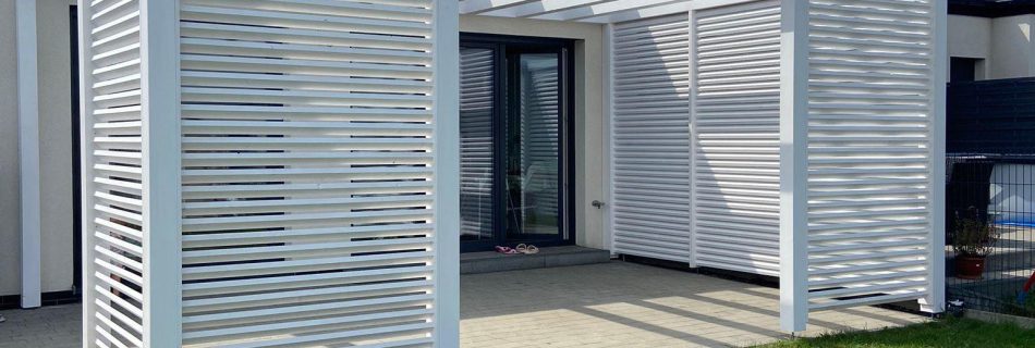 Zadaszenie tarasu drewniane wykonane przez Drewport w Bielsko-Biała