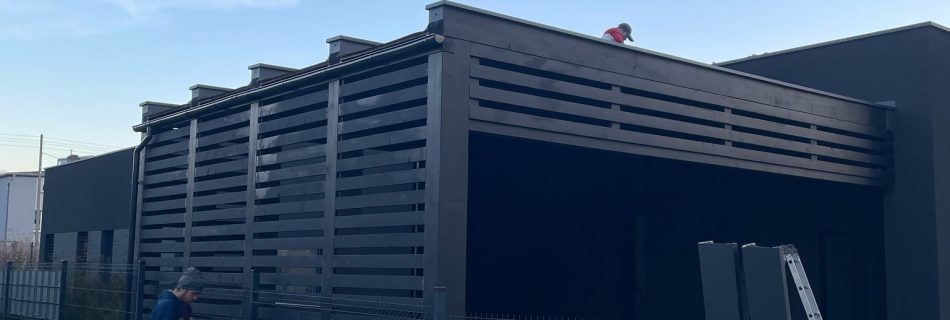 Wiata garażowa drewniana wykonana przez Drewport w Cieszyn