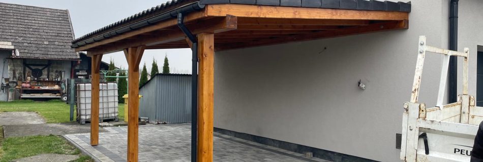 Wiata garażowa drewniana wykonana przez Drewport w Bielsko-Biała